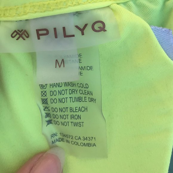 PILYQ Color Block Bikini - Picture 5 of 7